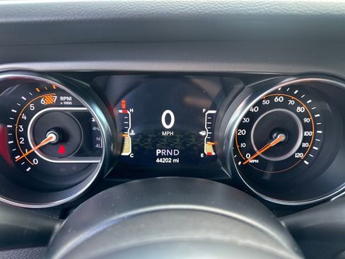 Used 2022 Jeep Wrangler Unlimited Sport image 20