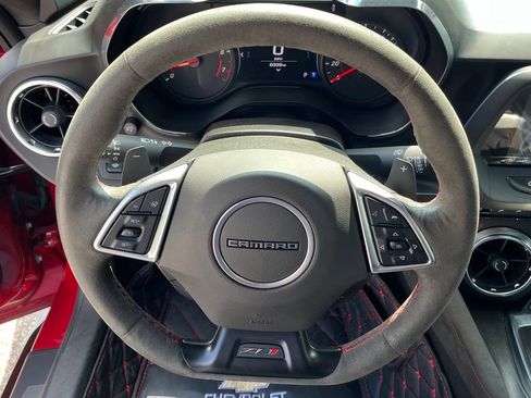 Certified 2020 Chevrolet Camaro ZL1 RWD image 23