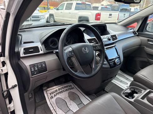 Used 2014 Honda Odyssey EX-L image 28