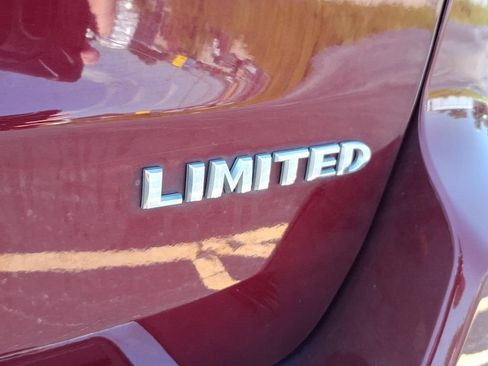 Used 2017 Jeep Grand Cherokee Limited w/ Trailer Tow Group IV AWD/4WD image 29
