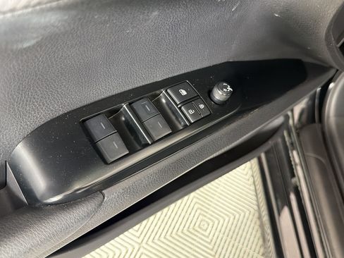 Used 2026 Toyota Camry SE FWD image 26