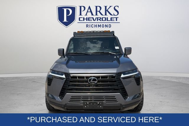 Used 2025 Lexus GX 550 w/ Accessory Package (2T) AWD/4WD image 2