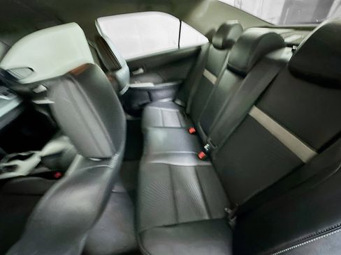 Used 2013 Toyota Camry SE image 24