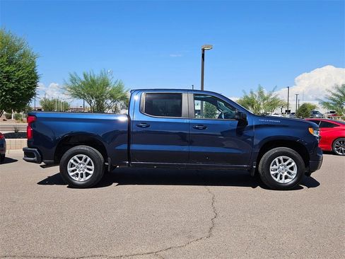 Used 2022 Chevrolet Silverado 1500 RST image 3
