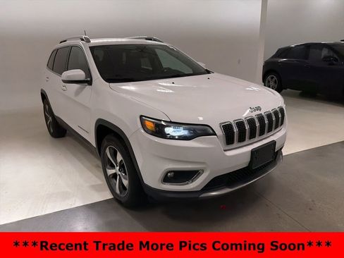 Used 2019 Jeep Cherokee Limited image 3