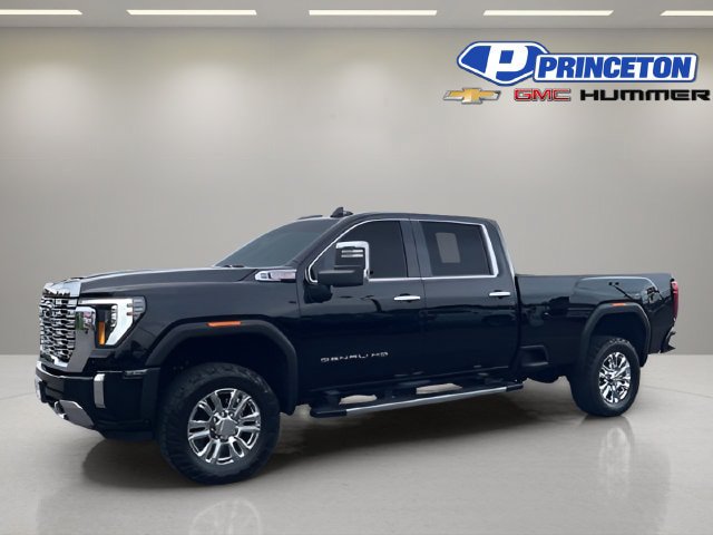 Used 2024 GMC Sierra 2500 Denali w/ Denali Reserve Package AWD/4WD image 4