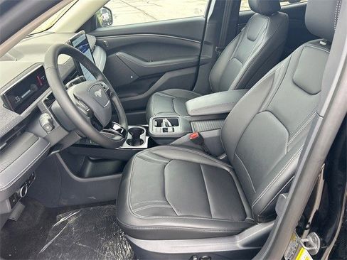 New 2025 Ford Mustang Mach-E Premium image 19