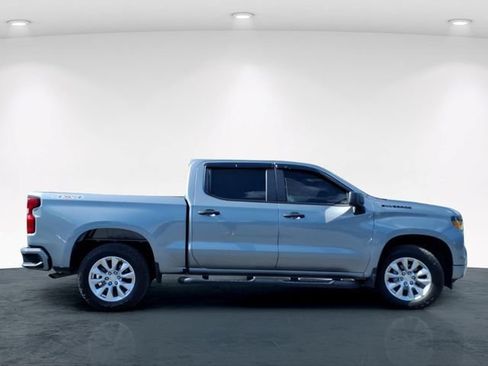 Used 2023 Chevrolet Silverado 1500 Custom w/ LPO, Dark Essentials Package AWD/4WD image 7