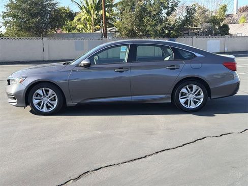 Used 2018 Honda Accord LX image 7