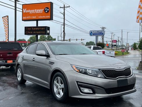 Used 2015 Kia Optima LX w/ LX Convenience Plus Package FWD image 1