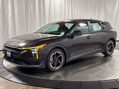 New 2026 Kia K4 EX