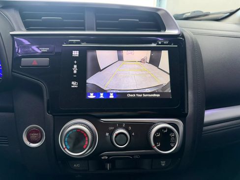 Used 2015 Honda Fit EX image 24