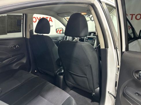 Used 2018 Nissan Versa SV FWD image 15