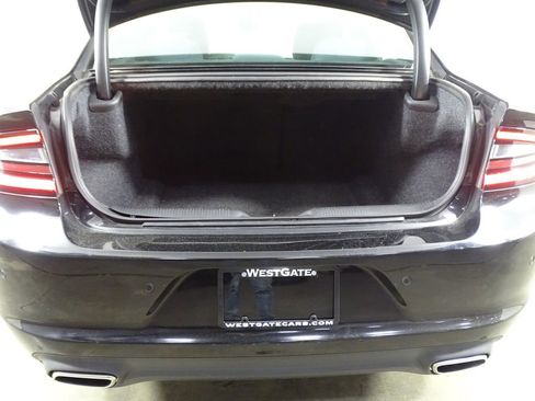 Used 2019 Dodge Charger SXT image 13