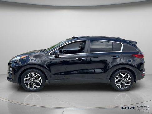 Certified 2022 Kia Sportage EX FWD image 3