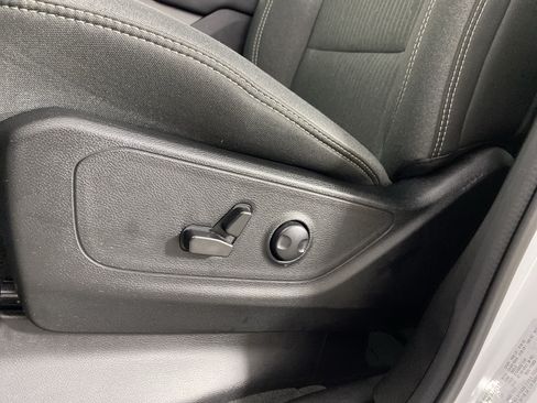 Used 2024 RAM 1500 Big Horn AWD/4WD image 16