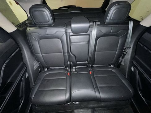 Certified 2025 Lincoln Corsair AWD w/ Equipment Group 101A image 26