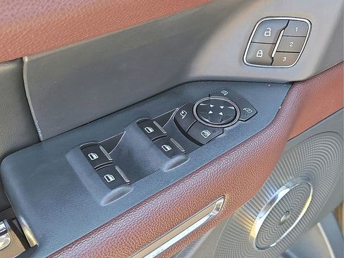 Used 2024 Ford Expedition Max Limited RWD image 24