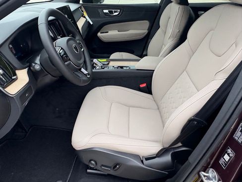 New 2026 Volvo XC60 B5 Core w/ Protection Package Premier AWD/4WD image 18