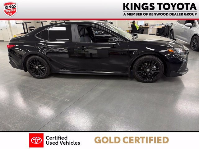 Certified 2025 Toyota Camry SE FWD image 9
