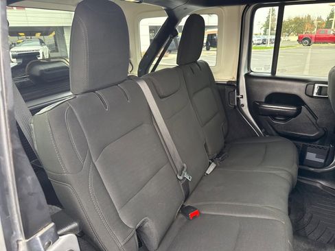Used 2020 Jeep Wrangler Unlimited Sport S image 13