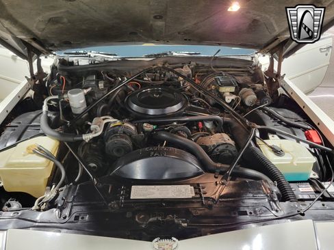 Used 1988 Cadillac Brougham image 14