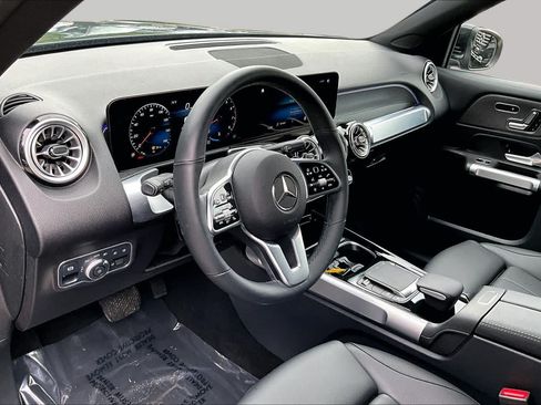 Certified 2022 Mercedes-Benz GLB 250 4MATIC image 17