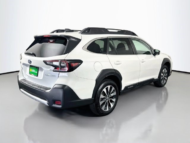 Used 2025 Subaru Outback Limited AWD/4WD image 10