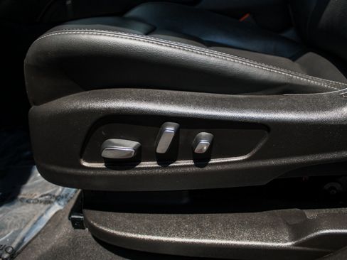 Used 2021 Cadillac XT6 Sport AWD/4WD image 12