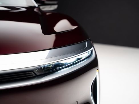 Used 2023 Lucid Air Touring AWD/4WD image 10