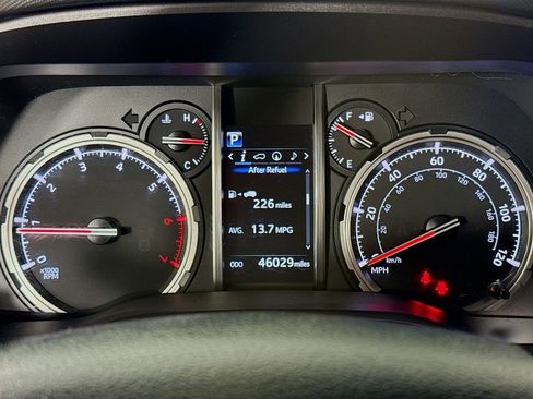 Certified 2021 Toyota 4Runner Venture w/ Moonroof Package AWD/4WD image 14