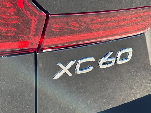 New 2026 Volvo XC60 T8 Core AWD/4WD image 30