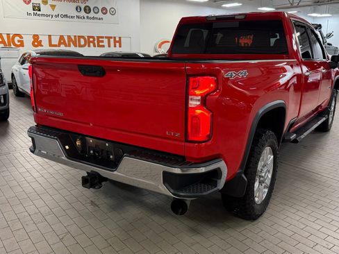 Used 2020 Chevrolet Silverado 2500 LTZ w/ LTZ Convenience Package image 4