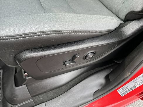 Used 2021 RAM 1500 Big Horn AWD/4WD image 24