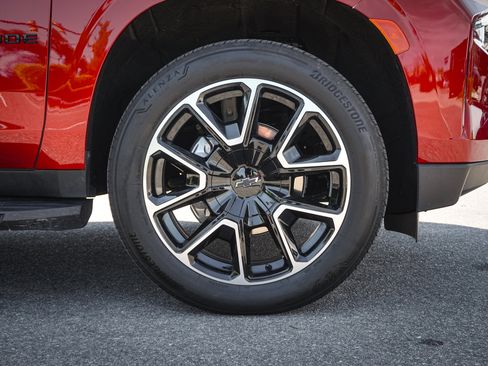 Used 2024 Chevrolet Tahoe RST w/ Luxury Package image 14