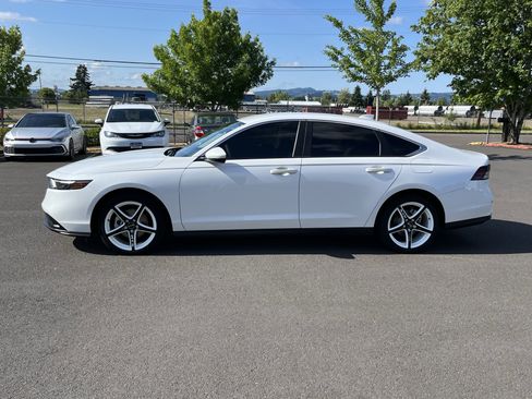 Used 2024 Honda Accord LX image 2