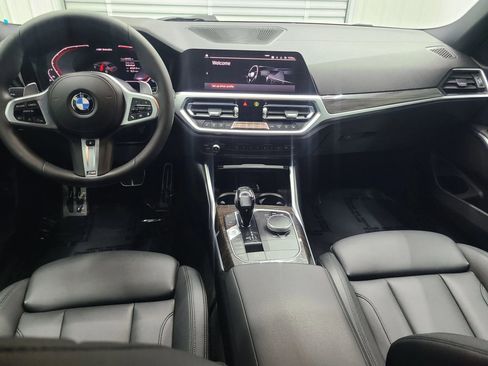Used 2019 BMW 330i Sedan w/ M Sport Package RWD image 2