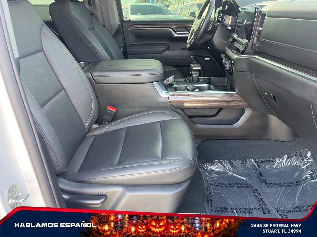 Certified 2025 Chevrolet Silverado 1500 RST w/ Redline Edition AWD/4WD image 19