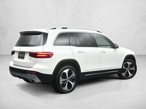 Certified 2026 Mercedes-Benz GLB 250 4MATIC image 2