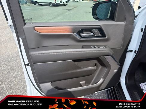 New 2026 GMC Yukon XL Denali w/ Denali Reserve Package AWD/4WD image 12