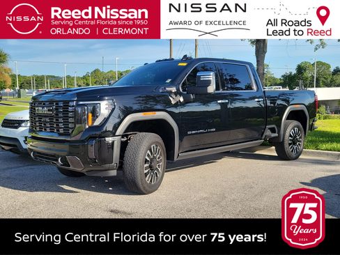 Used 2024 GMC Sierra 2500 Denali Ultimate w/ Max Trailering Package AWD/4WD image 1