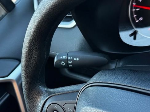 Used 2019 Toyota RAV4 LE w/ Carpet Mat Package AWD/4WD image 29