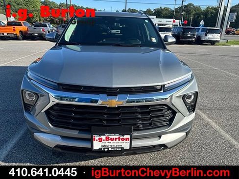 Certified 2026 Chevrolet TrailBlazer LT w/ LT Cold Weather Package FWD image 4