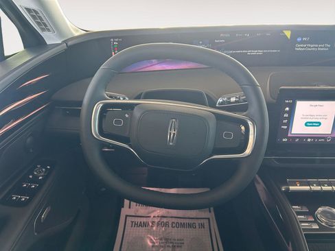 New 2026 Lincoln Nautilus Reserve AWD/4WD image 12