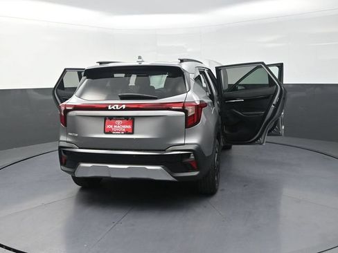 Used 2025 Kia Seltos EX w/ EX Sunroof Package FWD image 43