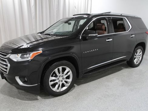Used 2019 Chevrolet Traverse High Country w/ LPO, Floor Liner Package image 3