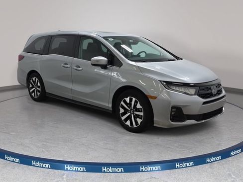 Used 2025 Honda Odyssey EX-L image 4