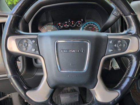 Used 2018 GMC Sierra 2500 Denali AWD/4WD image 26