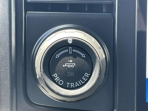 New 2025 Ford F150 Lariat w/ Equipment Group 501A Mid image 24