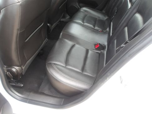 Used 2014 Chevrolet Cruze LT w/ RS Package image 17